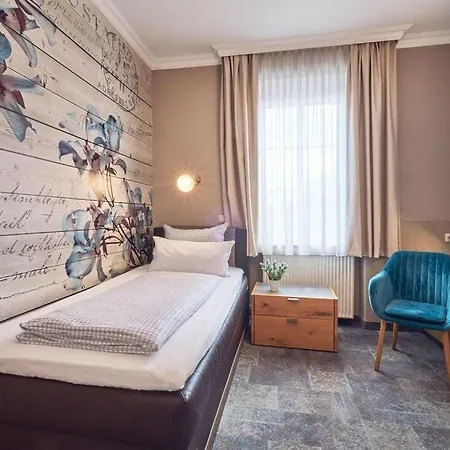 Hotel Starnberger 3*