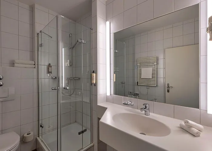 斯塔尔恩贝尔格希酒店